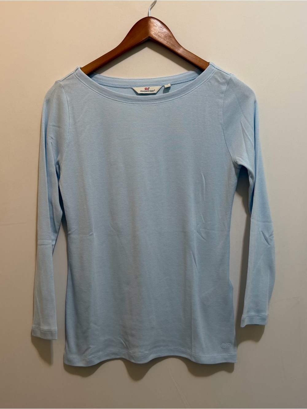 Vineyard Vines Light Blue Long Sleeve Boatneck Tee - NWOT